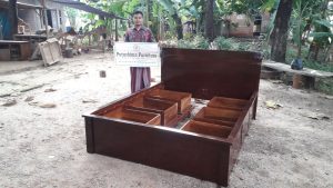 Model Gambar Tempat Tidur Jati Minimalis
