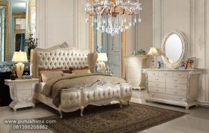 Kamar Set Mewah Mutiara Venezia