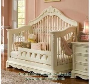 Box Bayi Ukiran Mewah