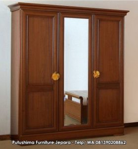 Lemari Pakaian 3 Pintu Salur