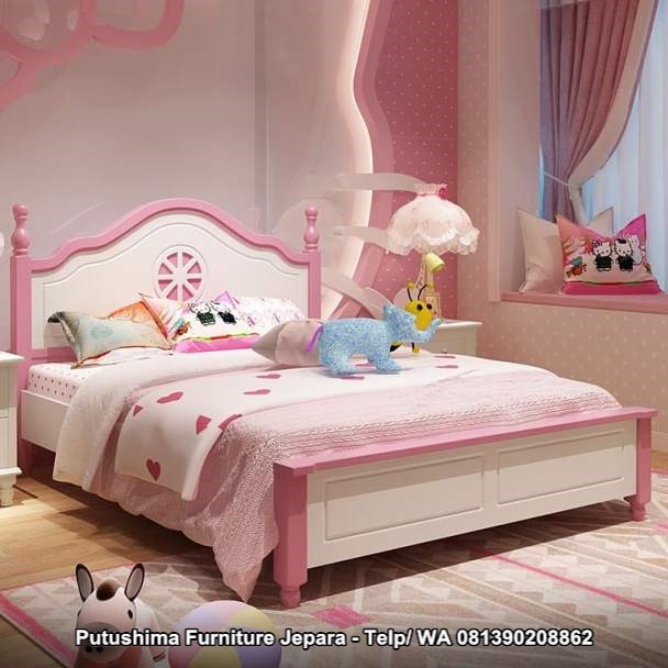 Tempat Tidur Anak Klasik Pink