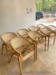 Kursi Cafe Rotan Model Capung