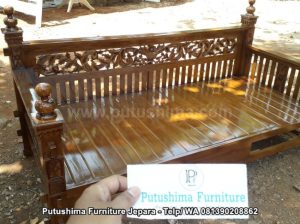 Bale-Bale Ukir Rahwana Lurus