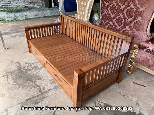 Bale-bale Minimalis Salur Kayu Jati