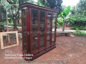 Lemari Hias Jati Minimalis Klasik
