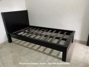 Tempat Tidur Minimalis Jati Black