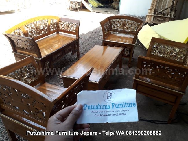 Kursi Tamu Jati Model Kartini Ukir