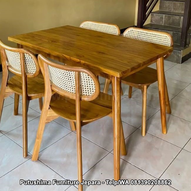 Set Meja Cafe 4 Kursi Rotan Oval